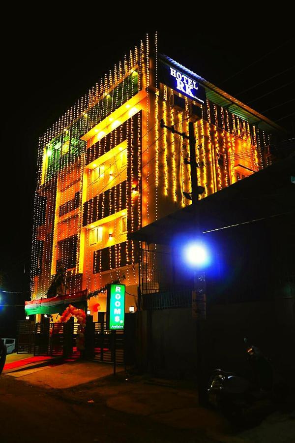 Hotel Rk - Temple Stay Тханджавур Екстер'єр фото